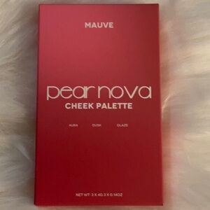 Pear Nova Cheek Palette in Rich Mauve